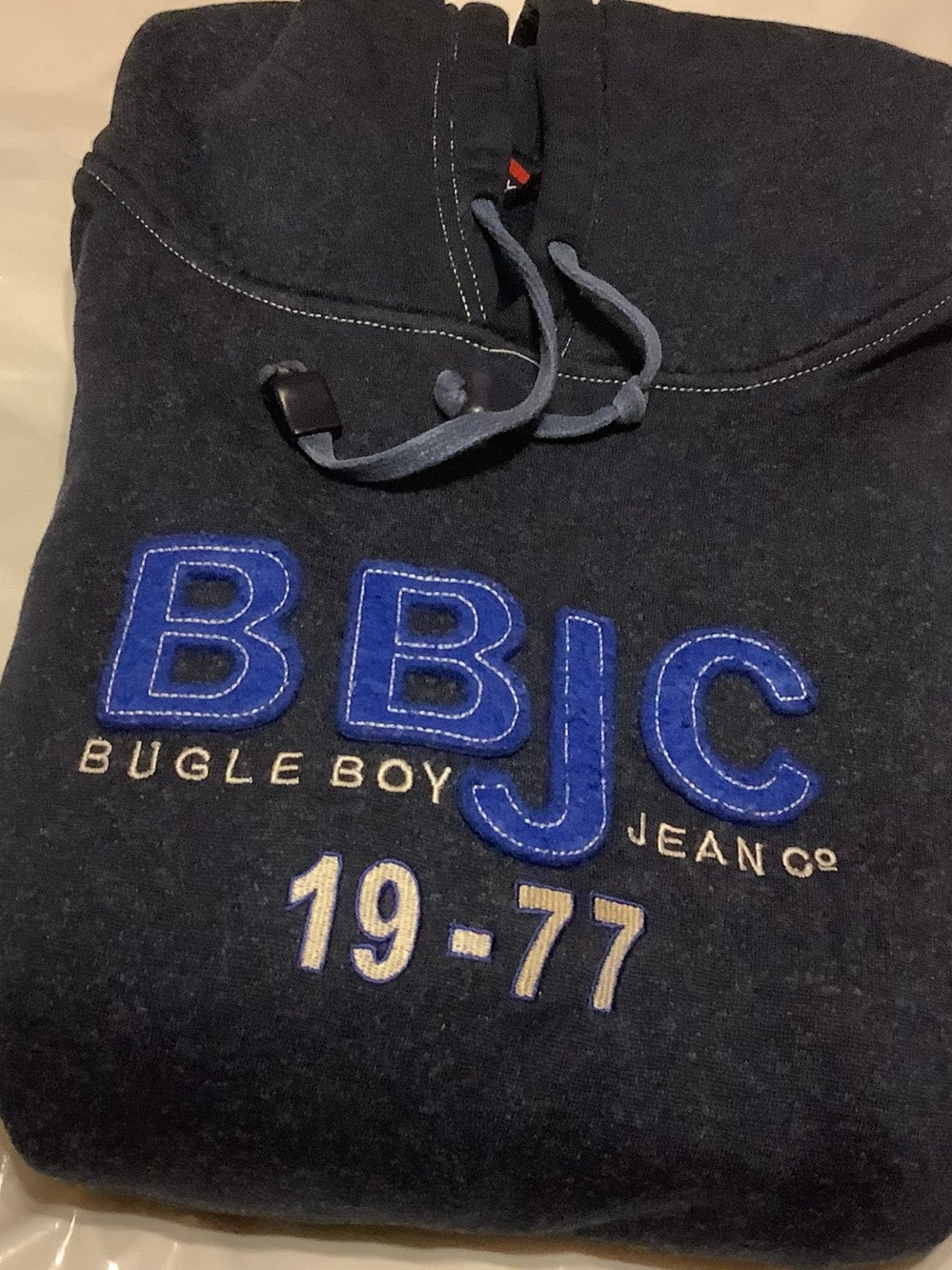 Men’s vintage bugle boy Jean company pull over hoodie xl.